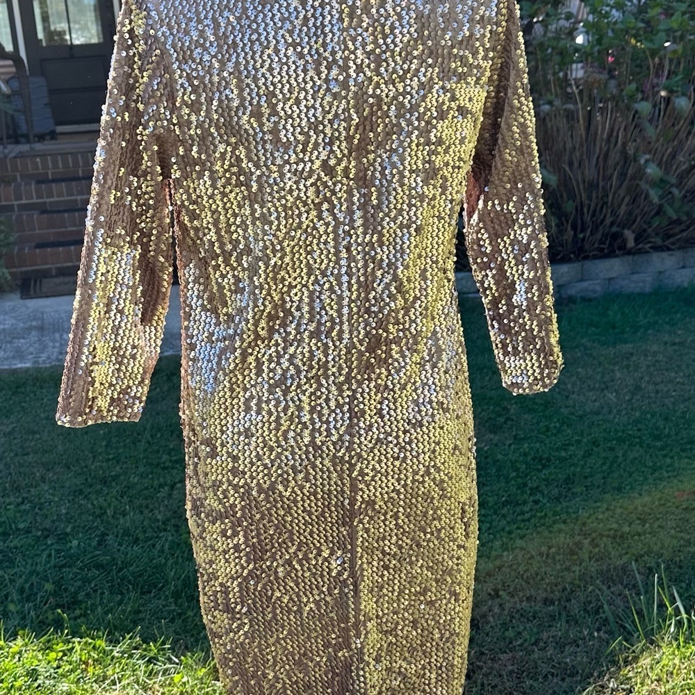 Grab this stunning Alfani Prima women's taupe sequin dress - Picture 2 of 4